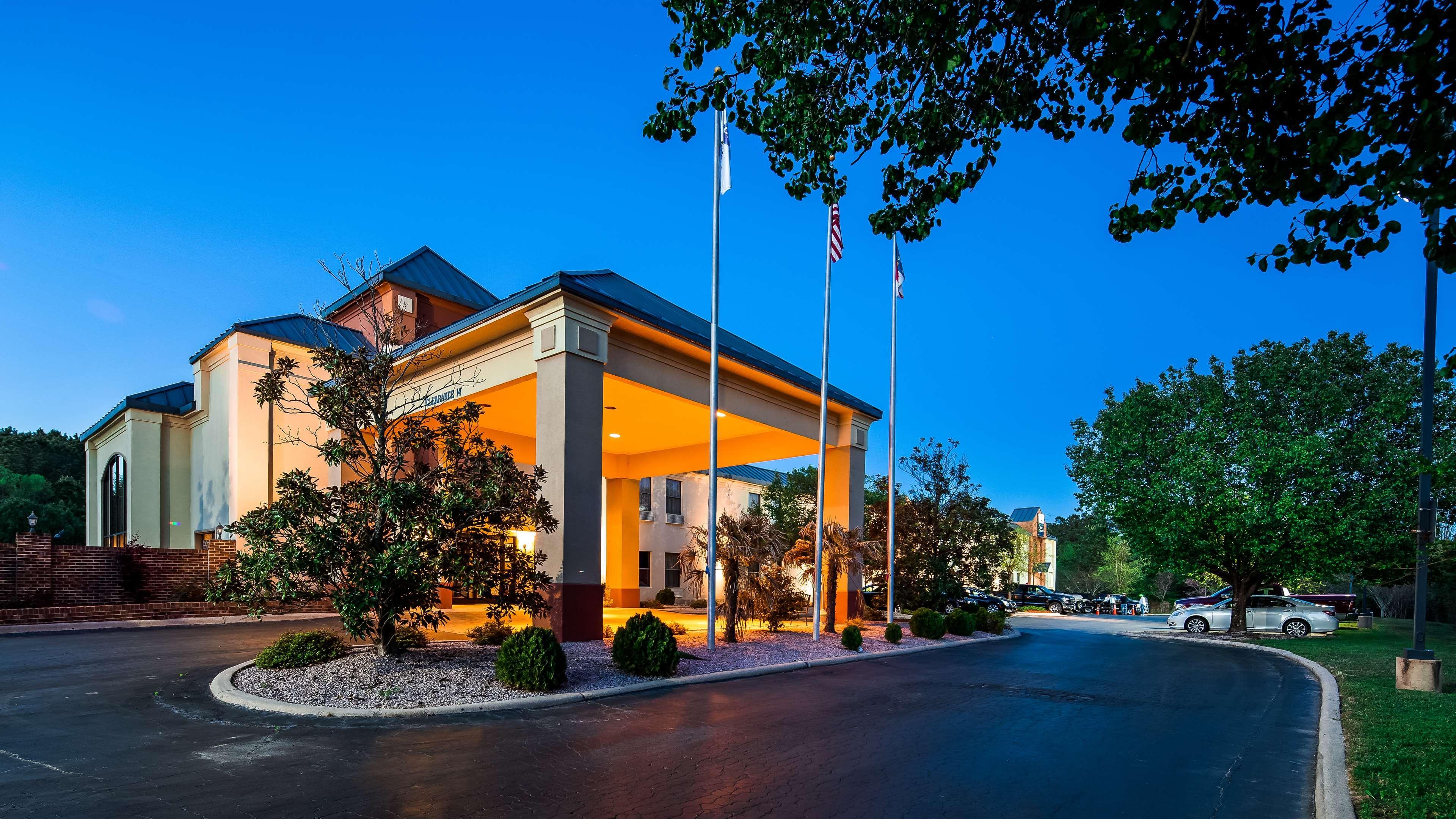 Best Western Butner Creedmoor Inn מראה חיצוני תמונה